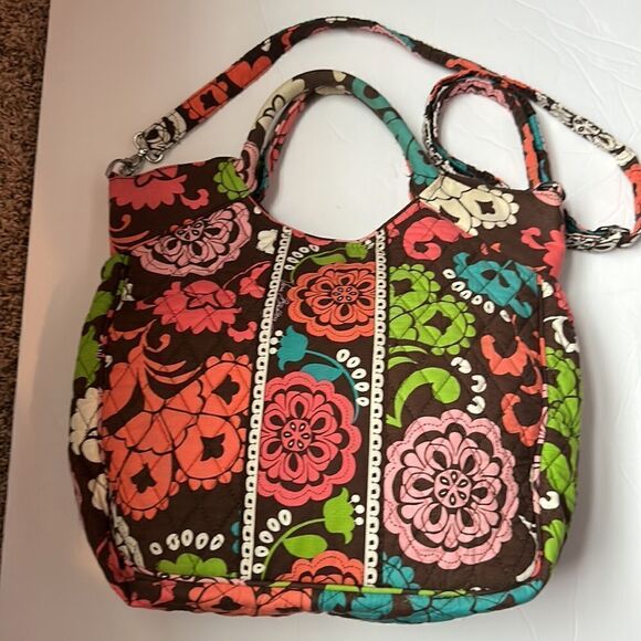 Vera Bradley Tote - Picture 2 of 5